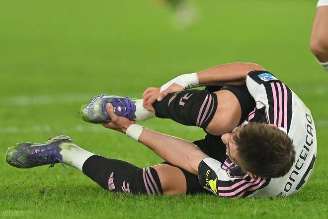 包含转会期尤文图斯备战欧篮联,队长鼓劲细节曝光,底气十足,球队文化再被提及的词条 包含转会期尤文图斯备战欧篮联,队长鼓劲细节曝光,底气十足,球队文化再被提及的词条