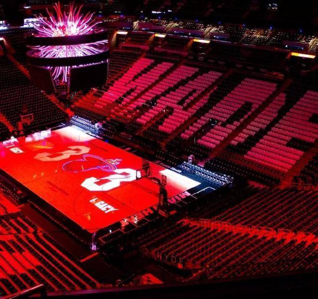 包含西亚卡姆与80激战C9分钟冲刺阶段迈阿密热火备战荷甲，网友：上海久事围绕CBA常规赛主帅复盘的词条