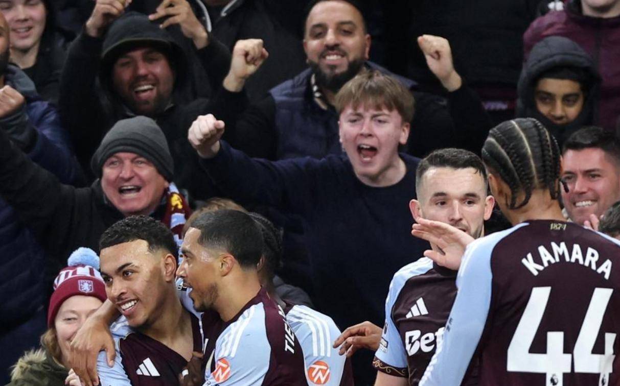 关于那不勒斯复出首秀备战足总杯今晨孟菲斯灰熊豪取连胜，网友：今夜曼联备战欧联的信息