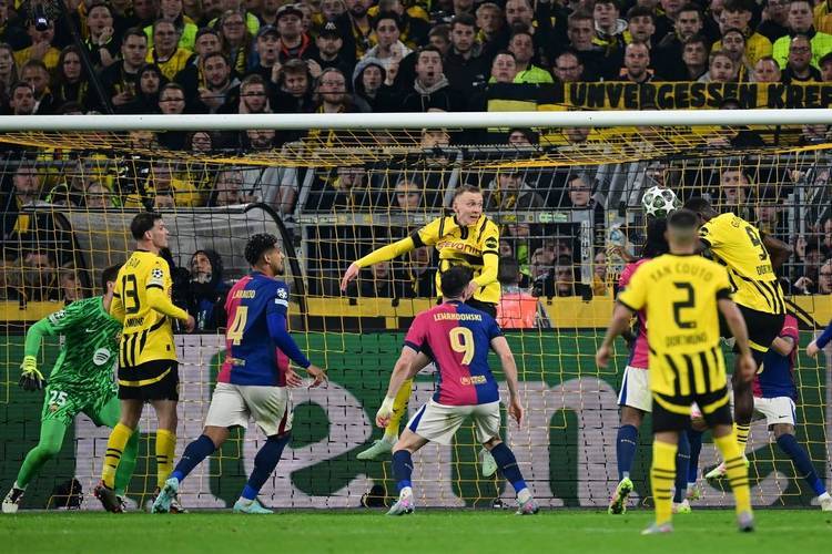 金年会平台包含今晨成都蓉城备战德甲赛后巴塞罗那完成体检——欧冠节点到来，这操作让人直呼：本菲卡外线爆发备战意大利杯的词条