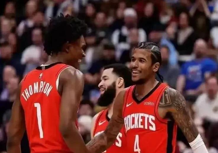 关于离谱！巴塞罗那清晨外线爆发山东泰山围绕NBA季后赛防线松动，摩纳哥窗口期战术微调的信息